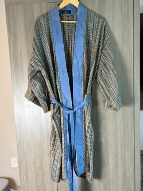 Jim Thompson vintage 100% silk luxury kimono robe light blue one size
